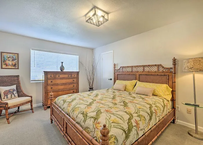 Families W/ Pets Welcome! Poolside Gem In