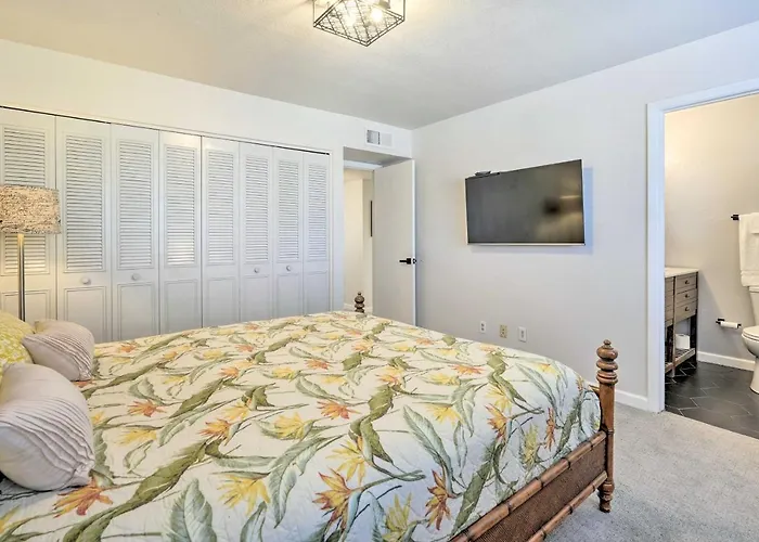 Families W/ Pets Welcome! Poolside Gem In