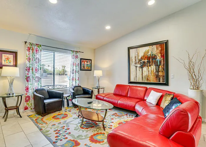 Holiday home Families W/ Pets Welcome! Poolside Gem In *